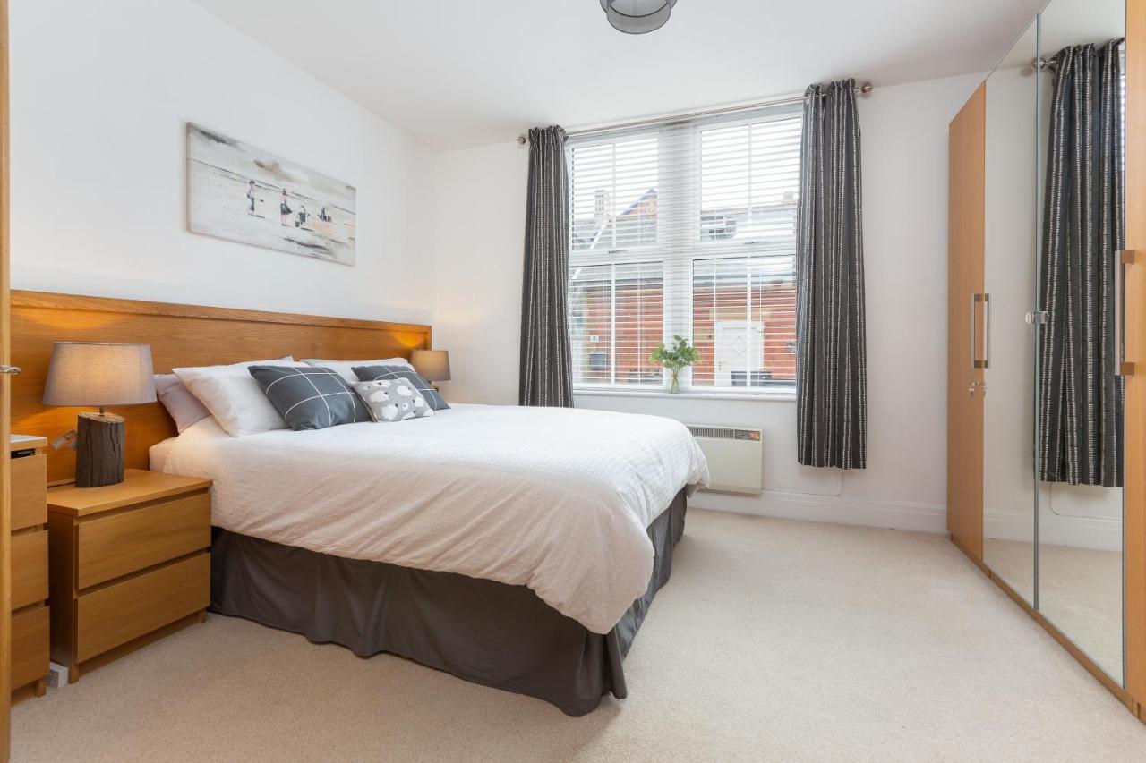 Charles Alexander Short Stay - Clifton Drive Beach Retreat Lytham St Annes Buitenkant foto