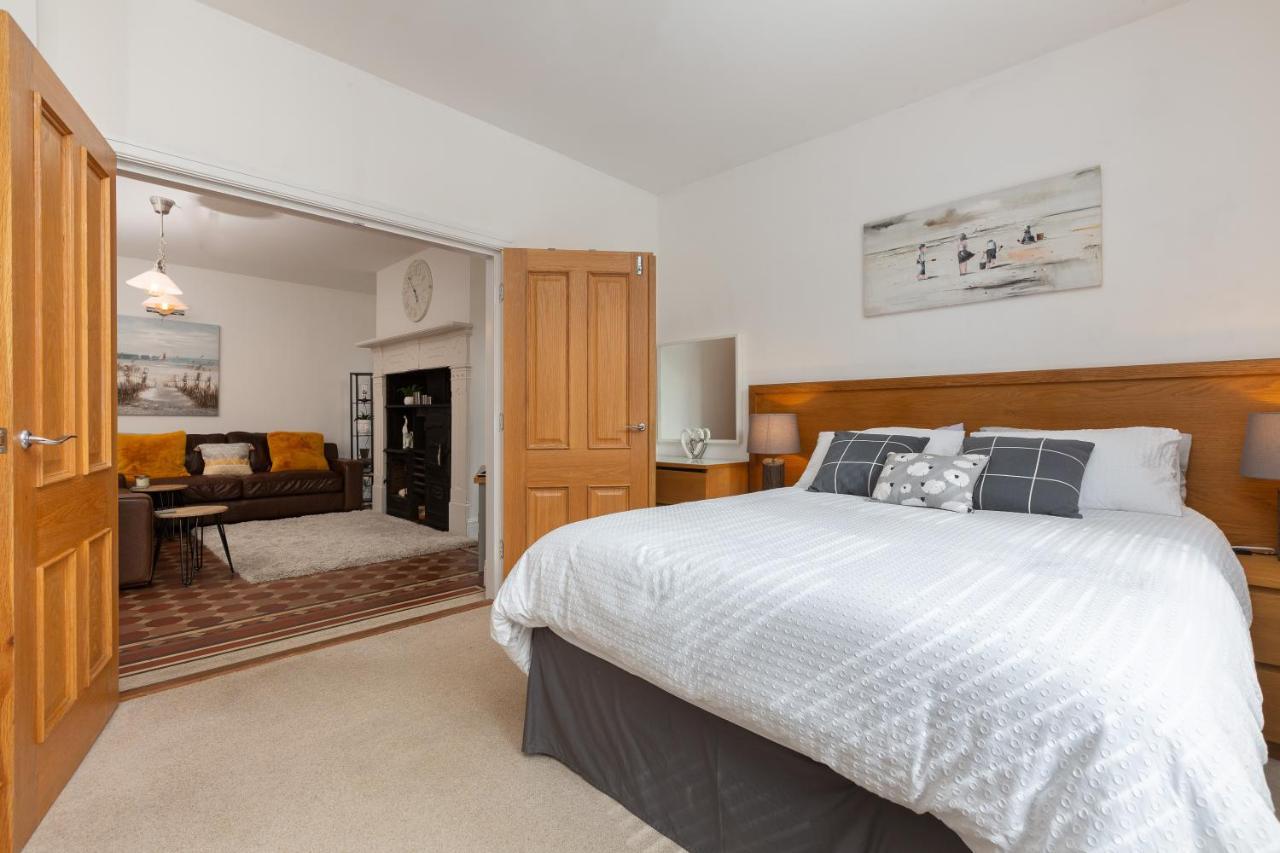 Charles Alexander Short Stay - Clifton Drive Beach Retreat Lytham St Annes Buitenkant foto