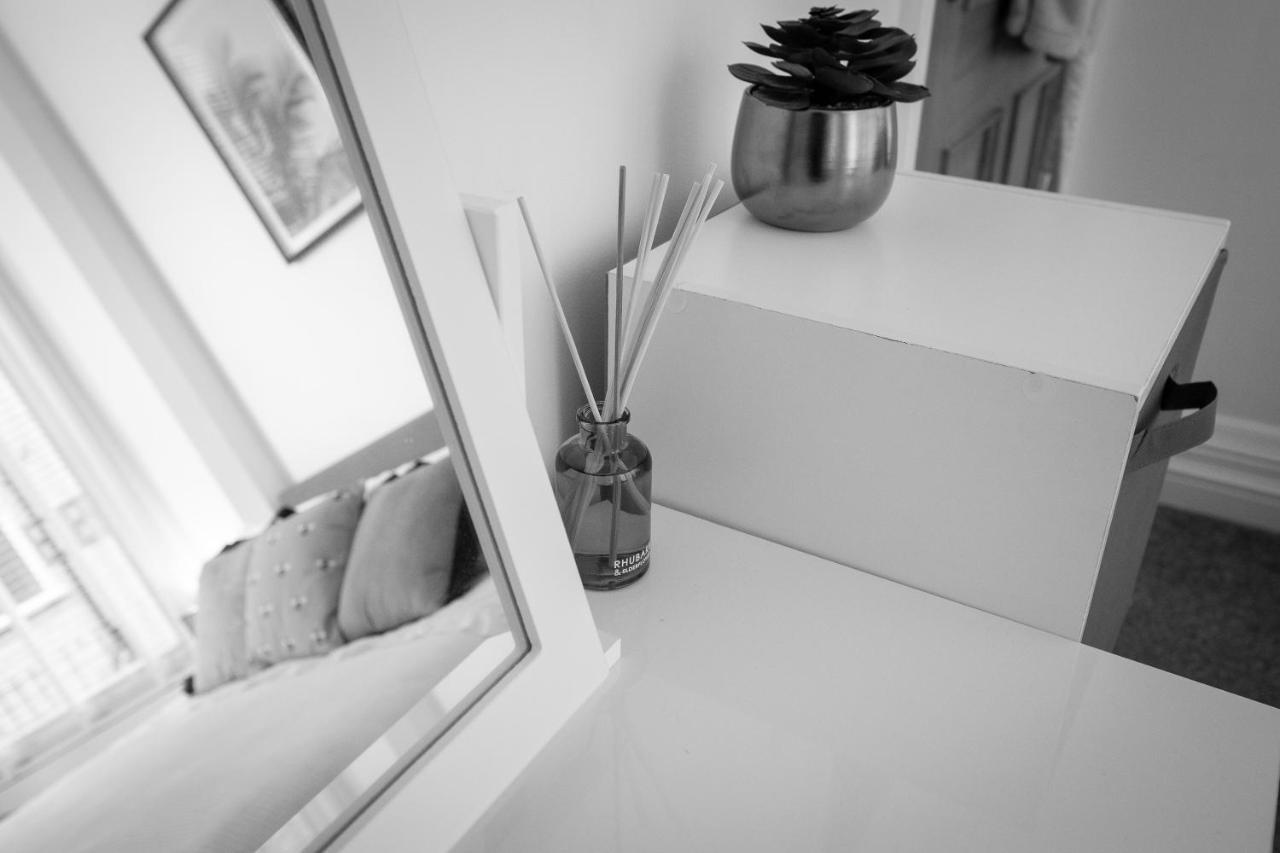 Charles Alexander Short Stay - Clifton Drive Beach Retreat Lytham St Annes Buitenkant foto